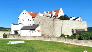 Rosenburg - 93339 Riedenburg