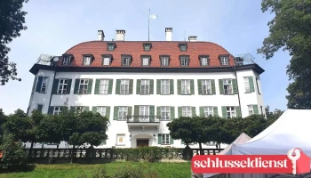 Schloss Waal - 86875 Waal