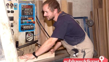 Schrägle Dominikus Schreinerei Holztreppen - Bau- u. Innenausbau - 87647 Unterthingau