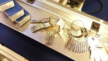 Schuh und Schlüsseldienst Inh.:Marcel Huth - Merseburger Str Schuh und Schlüsseldienst Inh.:Marcel Huth - Merseburger Str