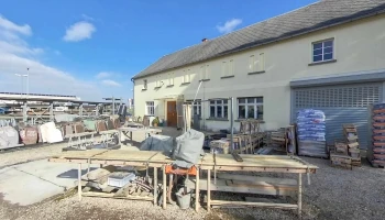 Steinmetzbetrieb Luckner - Morgensonne 1 Steinmetzbetrieb Luckner - Morgensonne 1