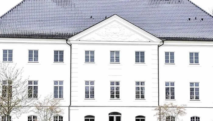 Altes Gutshaus Gross Schwansee Historische Sehenswurdigkeit - Kalkhorst