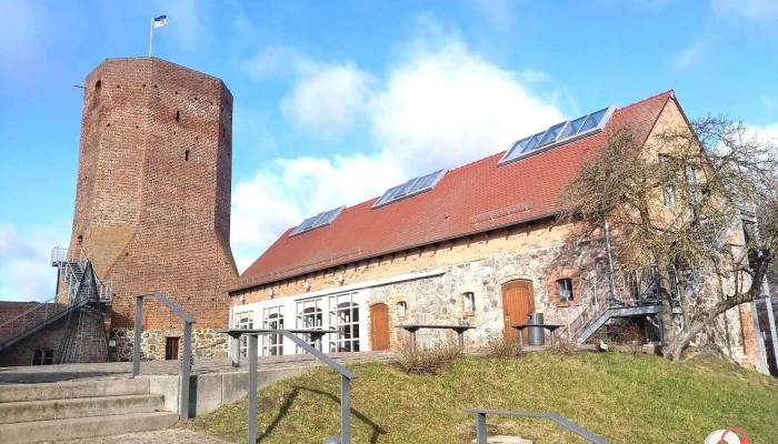 Burgturm -  Alle - Löcknitz