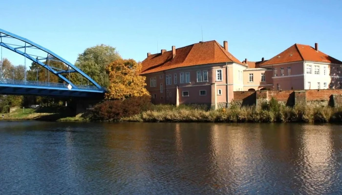 Grafenschloss Zu Hoya -  Historische Sehenswurdigkeit - Hoya