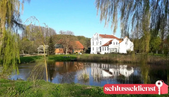 Gutshaus Gramkow -    Alina Klussendorf Von Gasten - Hohenkirchen