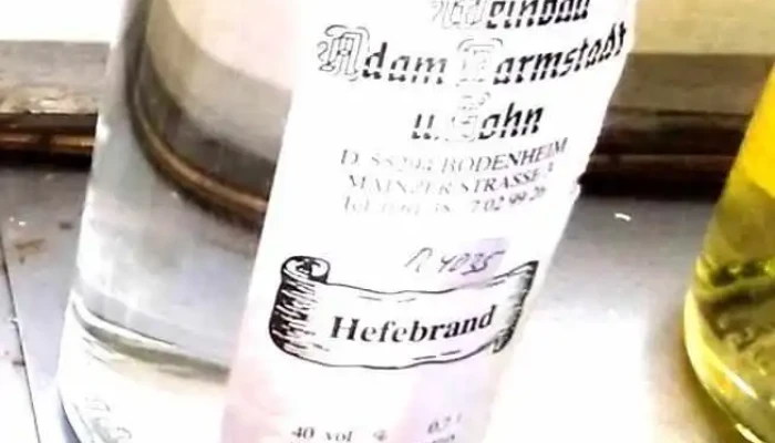 Helmut Kneuer - 96190 Untermerzbach