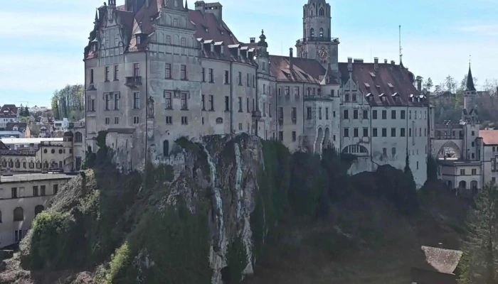 Hohenzollernschloss Sigmaringen -  Jetzt Geoffnet - Sigmaringen