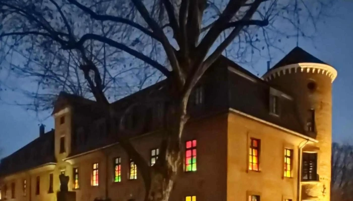 Horneburger Schloss -  Offnungszeiten - Horneburg