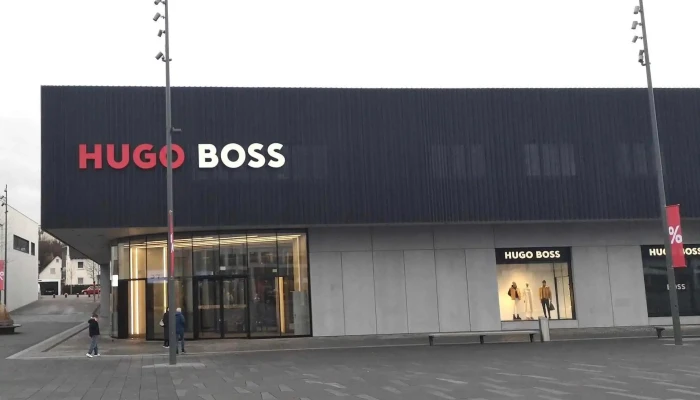 Hugo -  Boss Platz In Meiner Nahe - Metzingen