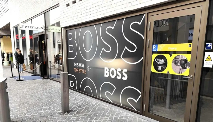 Hugo -  Boss Platz Standort - Metzingen
