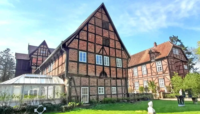 Kunstauktionshaus Schloss Ahlden Gmbh Zone - Ahlden (aller)