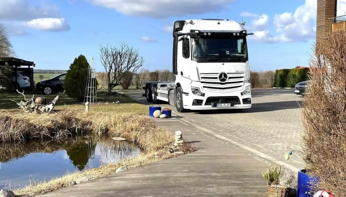 Lts Lilie Tief -   U Strassenbau Gmbh Vom Inhaber - Gnoien