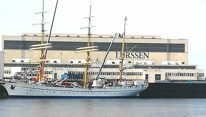 Lurssen Werft Gmbh Co Kg Werft - Lemwerder