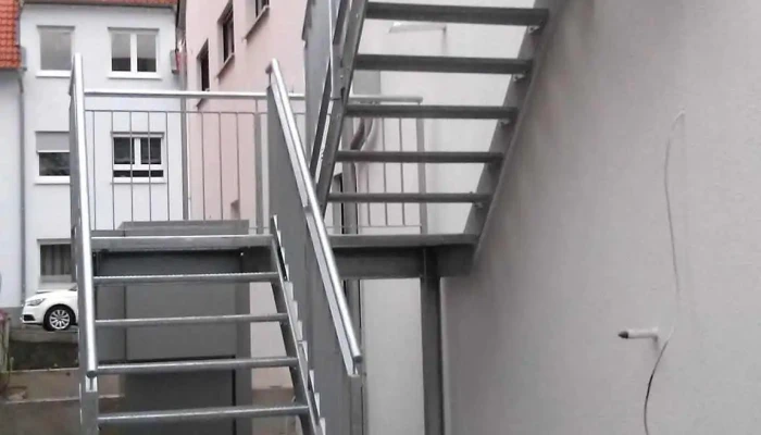 R Zeh Gmbh Schlosserei Stahlbau Alle - Leonberg