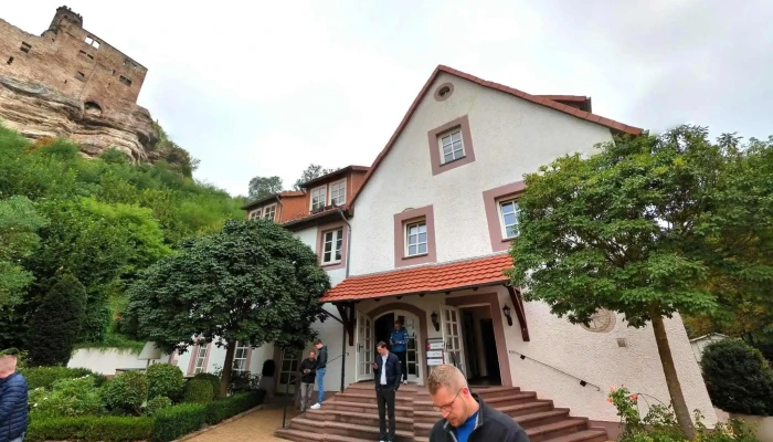 Relais Chateaux Hardenberg Burghotel Street View 360deg Fotos - Nörten-hardenberg