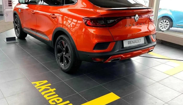Renault Ostelsheim Alfred Lohre Gmbh Co Kg Innenansichten - Ostelsheim