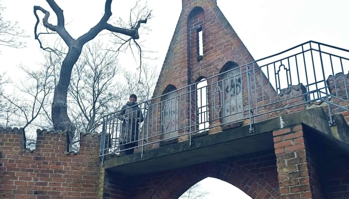 Reppiner Burg -  Meinungen - Schwerin