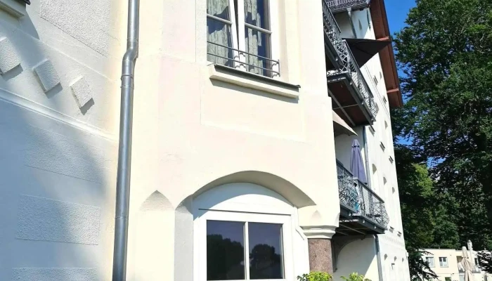 Romantische Ferienwohnung Schloss Hohen Niendorf -  Alle - Bastorf