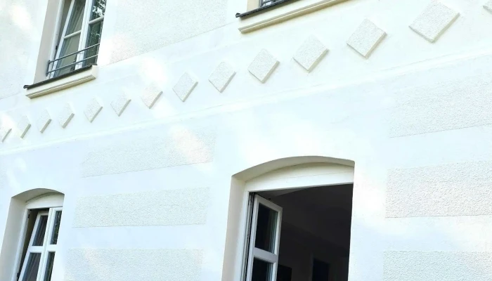 Romantische Ferienwohnung Schloss Hohen Niendorf -  Katalog - Bastorf