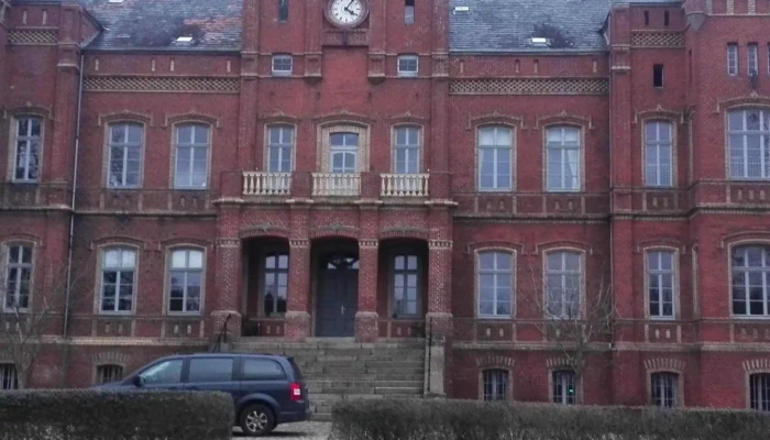 Schloss Alt Sammit -  Bewertung - Krakow Am See