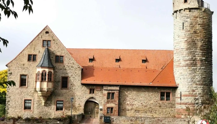 Schloss Burg Kulsheim Halbruine Alle - Külsheim