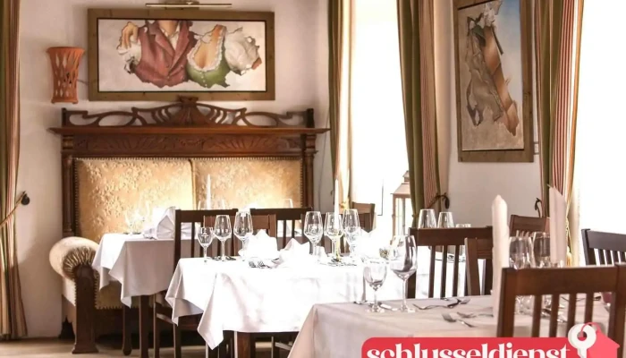 Schloss Gerzen -    Wohnen Mit Service Principal - Gerzen