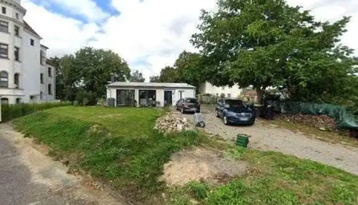 Schloss Gross Lusewitz Street View 360deg Fotos - Sanitz