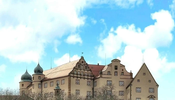 Schloss Kapfenburg -  Jetzt Geoffnet - Lauchheim