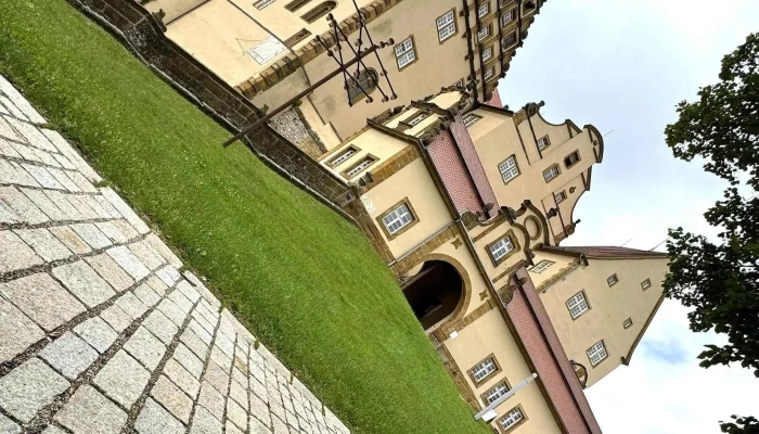 Schloss Kapfenburg -  Sehenswurdigkeit - Lauchheim