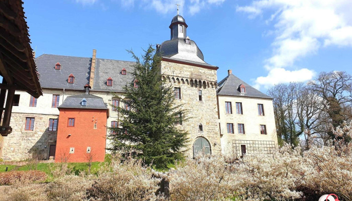Schloss Liedberg - 41352 Korschenbroich