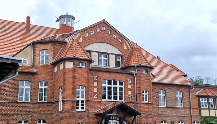 Schloss Putnitz Webseite - Ribnitz-damgarten
