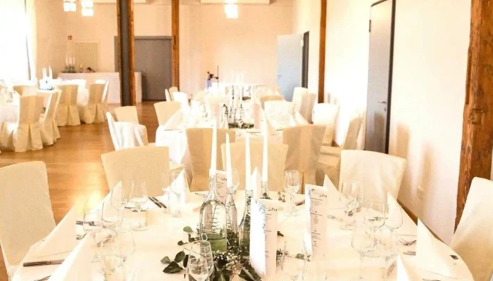 Schloss -  Restaurant Neuenburg Atmosphare - Neuenbürg