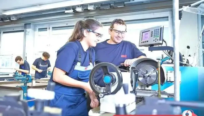 Schlosser Gmbh Co Kg Vom Inhaber - Mengen