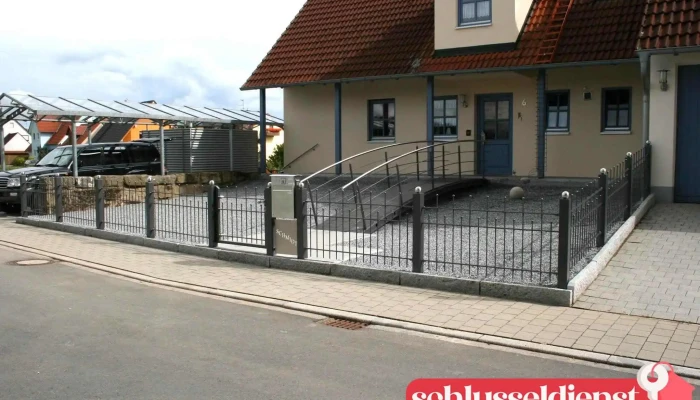 Schlosserei Stahl -   U Metallbau   Peter Schmidt Principal - Baiersdorf