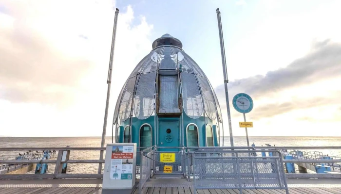 Tauchgondel Sellin -  Street View 360deg Fotos - Sellin