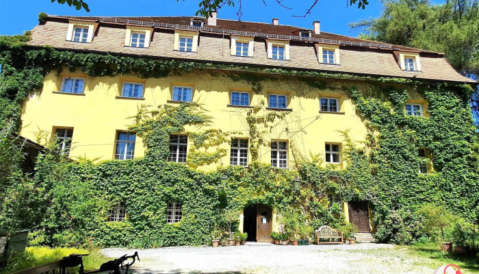 Umweltzentrum Schloss Wiesenfelden - Straubinger Str. 5